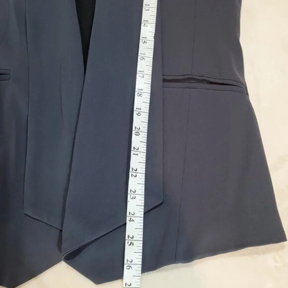 Studio by‎ Le Chateau Gray Open Blazer - Size Small - Picture 8 of 8
